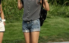 免费国无人区码卡二卡